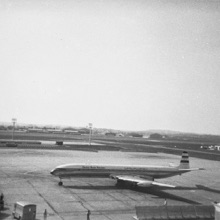 Un Comet De Havilland sur le tarmac de l'aéroport d'Orly dans les années 60 - Photo Didier Leplat