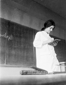La prof d'anglais en classe de 3e en mai 1968